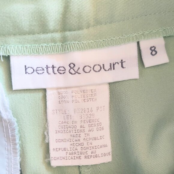 Bette & Court Womens Size 8 Golf Shorts Green Elastic Waist - Picture 7 of 7
